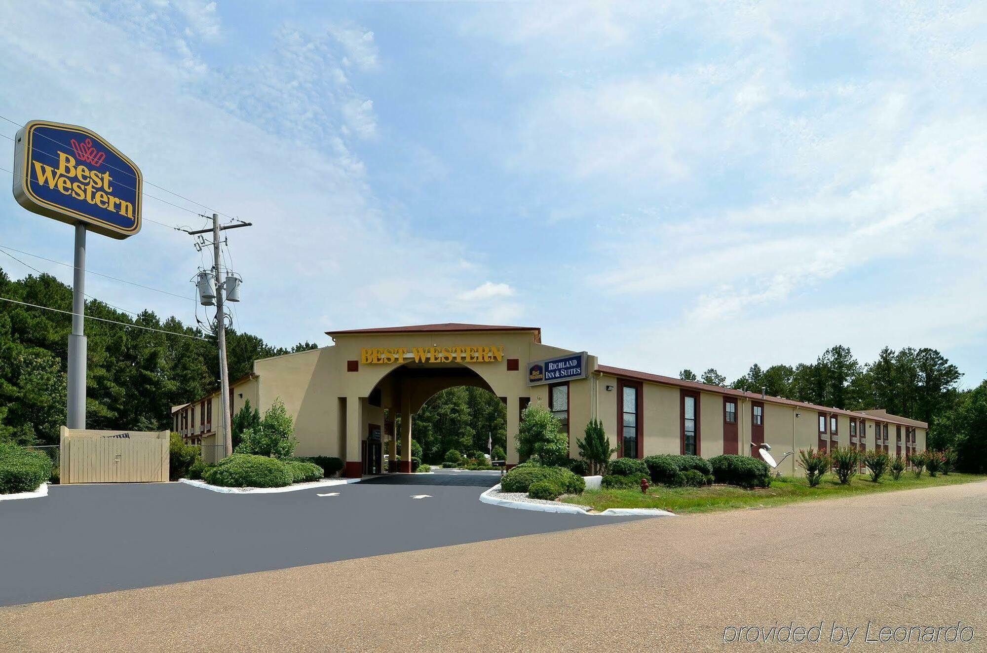 Red Roof Inn & Suites Jackson - Richland Екстериор снимка